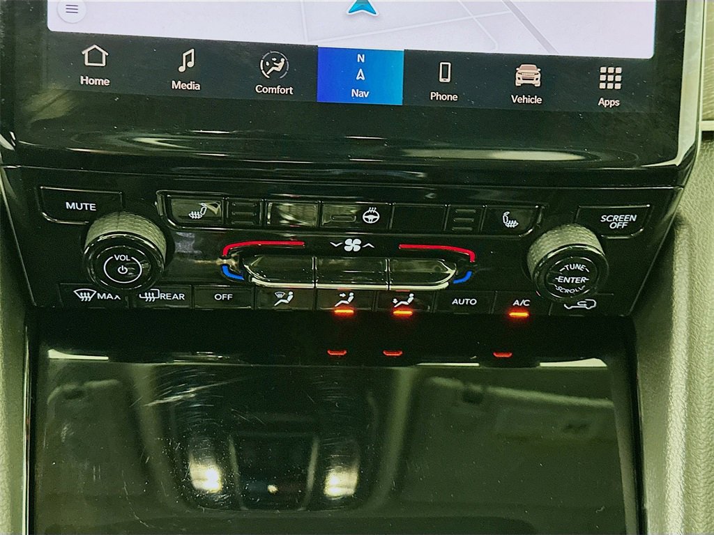 Used 2022 Jeep Grand Cherokee Limited image 14