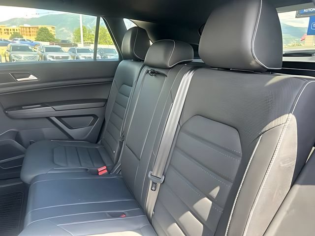 Used 2020 Volkswagen Atlas Cross Sport SEL Premium AWD/4WD image 19