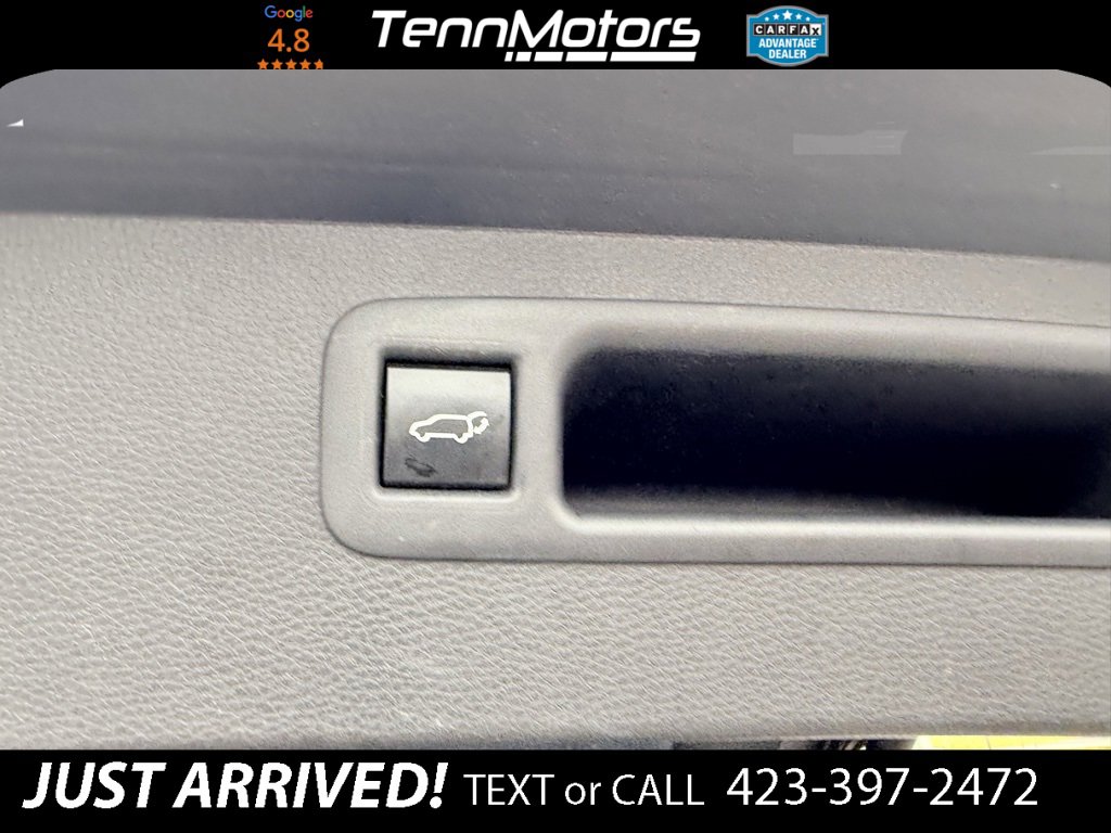 Used 2023 Toyota Highlander XLE image 16