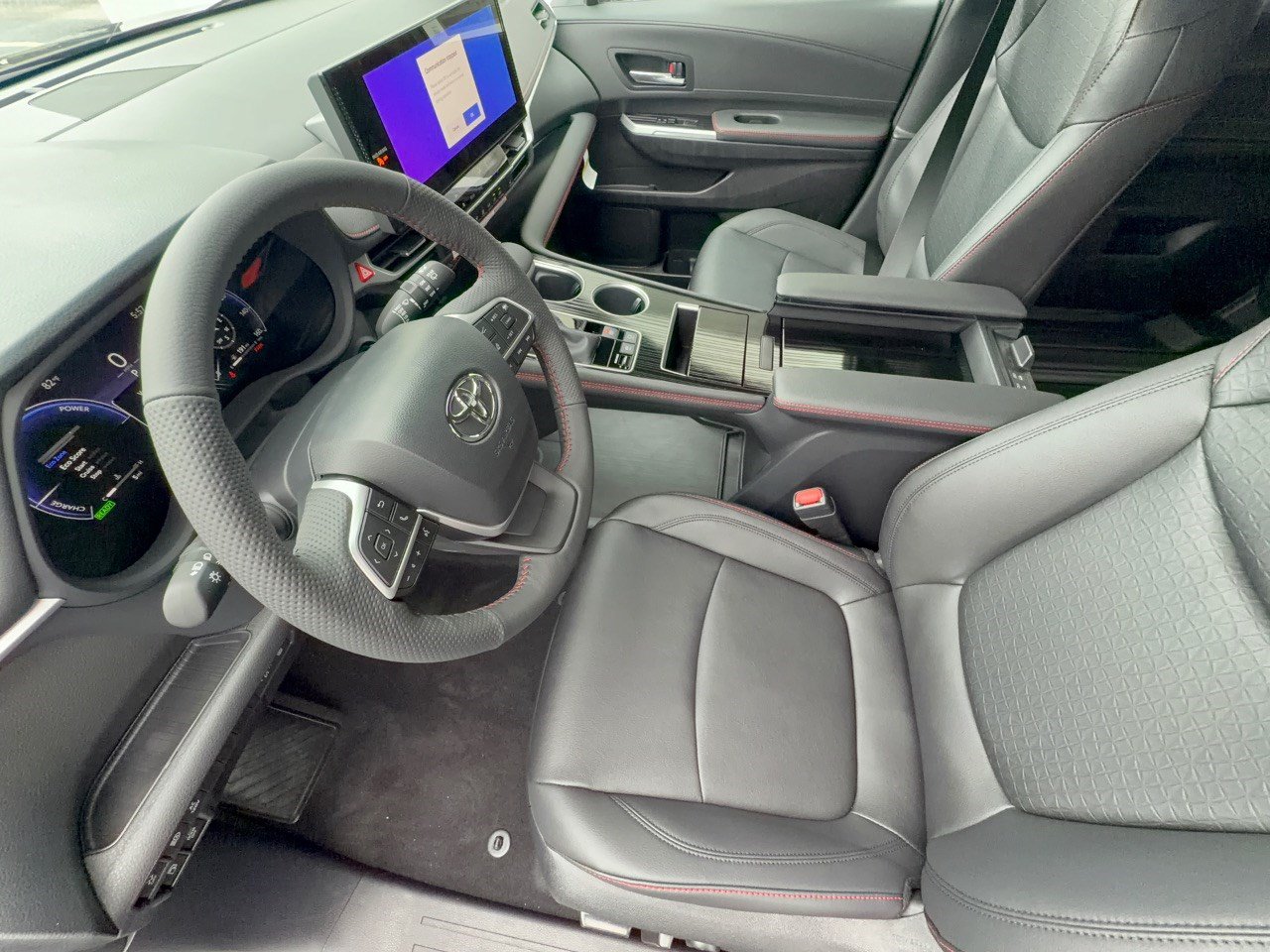 New 2026 Toyota Sienna XSE FWD image 6