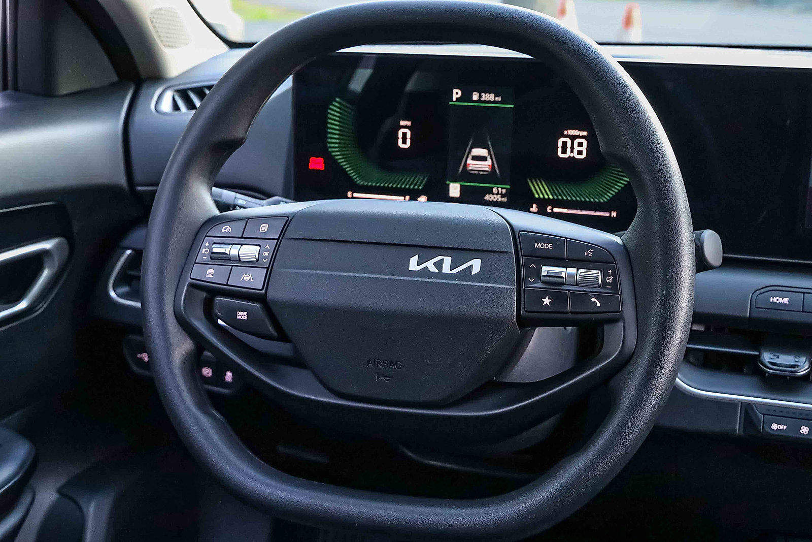 Certified 2025 Kia K4 FWD image 13