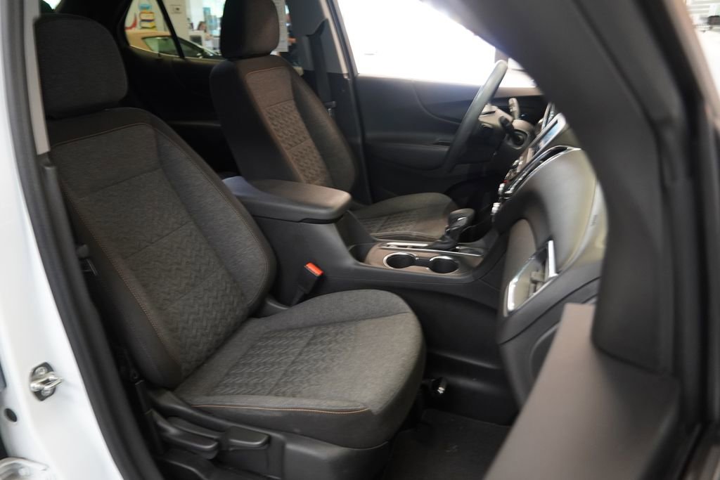 Used 2023 Chevrolet Equinox LT FWD image 30