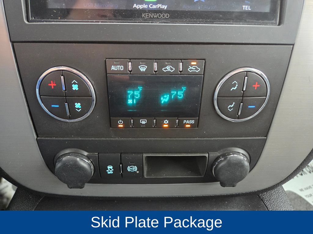 Used 2013 GMC Sierra 2500 SLT w/ Suspension Package, Off-Road AWD/4WD image 21