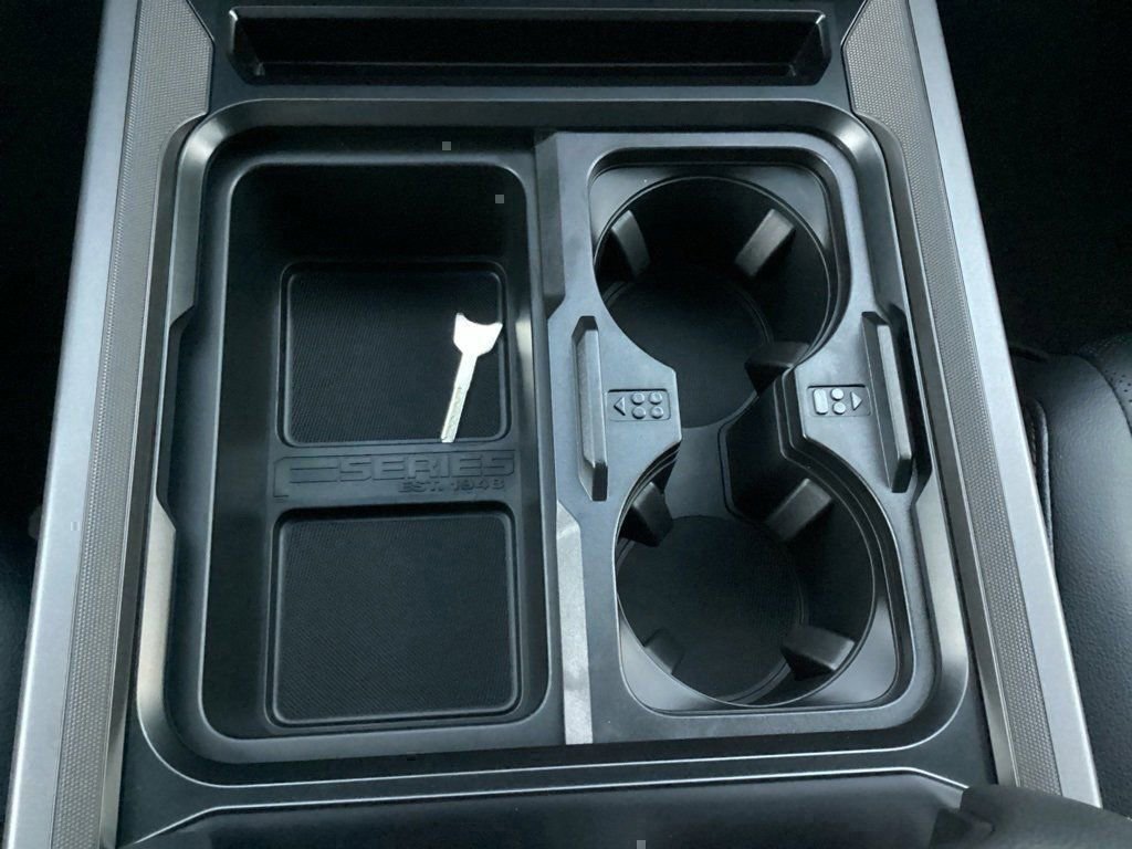 New 2026 Ford F250 Lariat w/ Black Appearance Package image 57