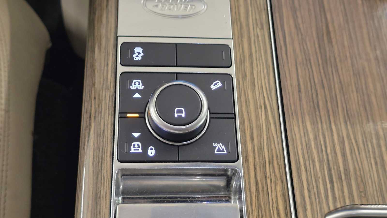 Used 2019 Land Rover Range Rover AWD/4WD image 33