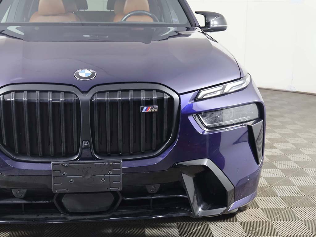 Used 2024 BMW X7 M60i image 17