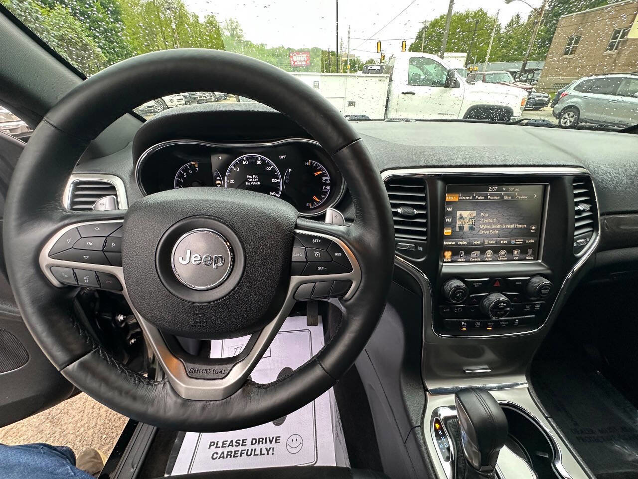 Used 2017 Jeep Grand Cherokee Altitude AWD/4WD image 15