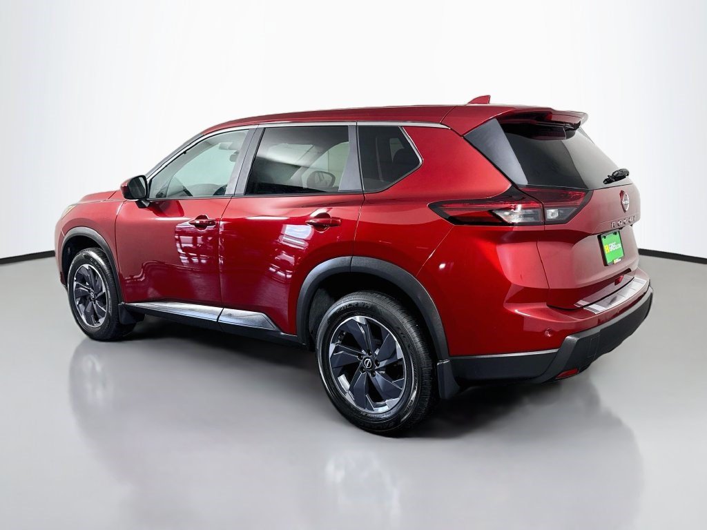 Used 2026 Nissan Rogue SV FWD image 7