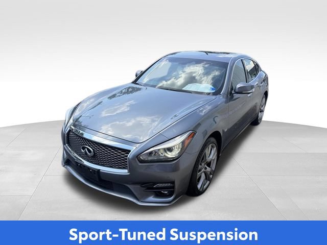 Used 2017 INFINITI Q70 3.7 w/ Technology Package AWD/4WD image 23