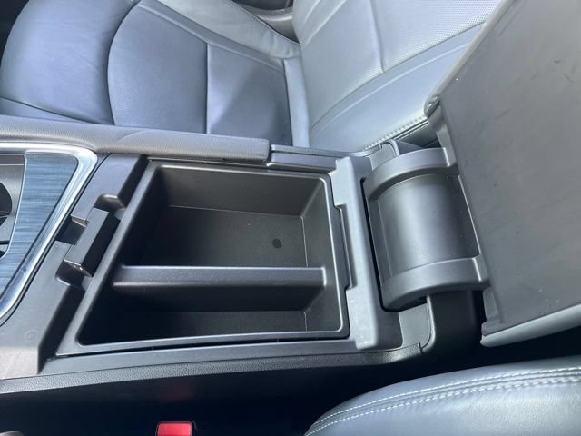 Used 2018 Buick Enclave Essence AWD/4WD image 27
