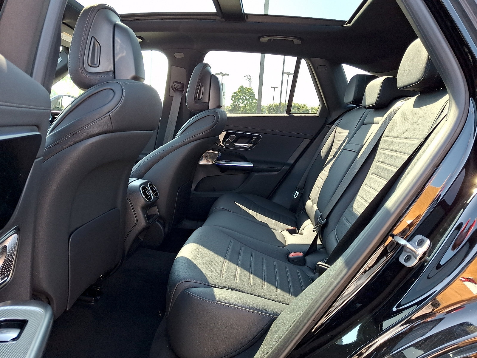 New 2026 Mercedes-Benz GLC 300 4MATIC image 6
