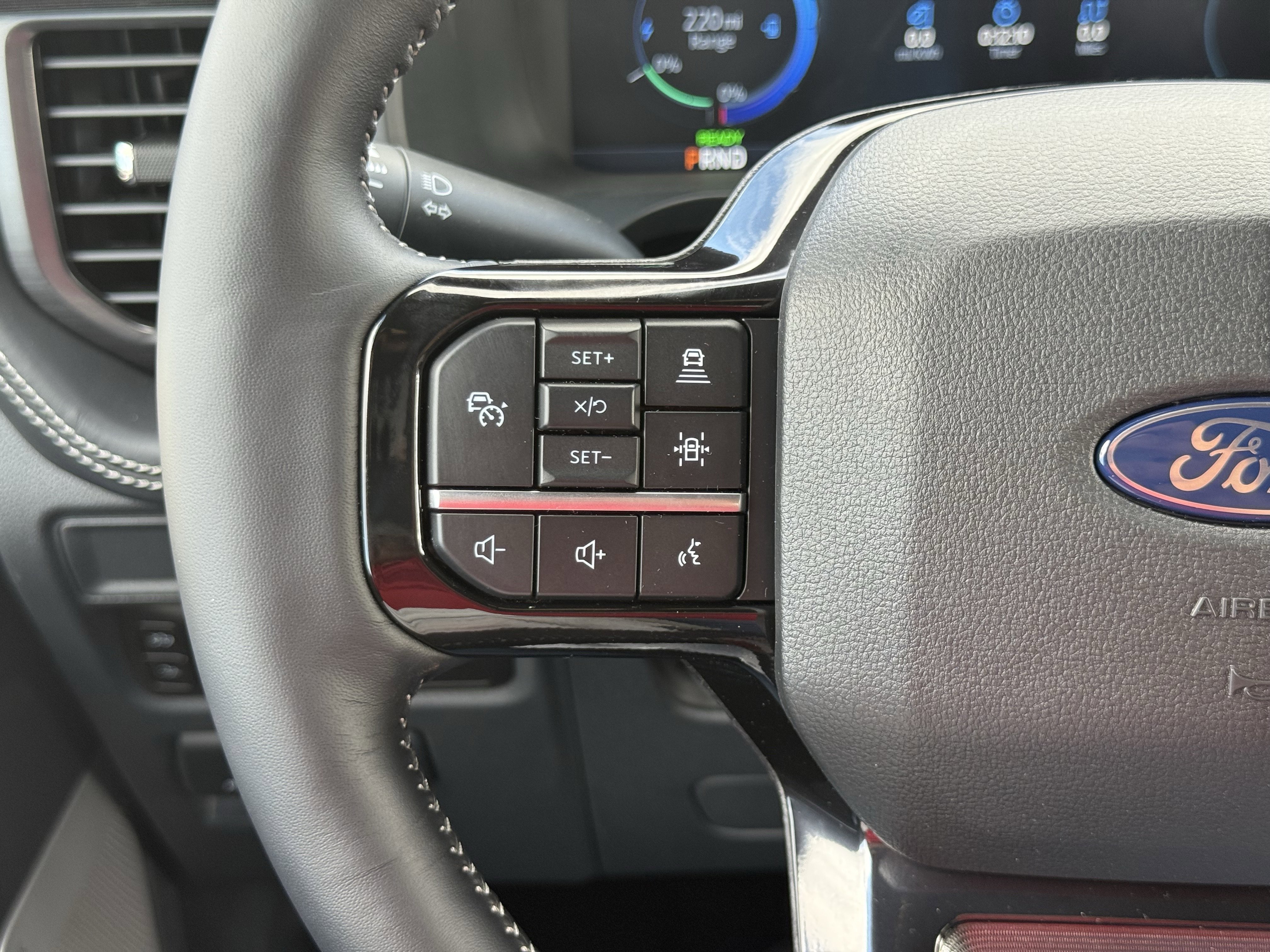 New 2025 Ford F150 Lightning Platinum AWD/4WD image 25