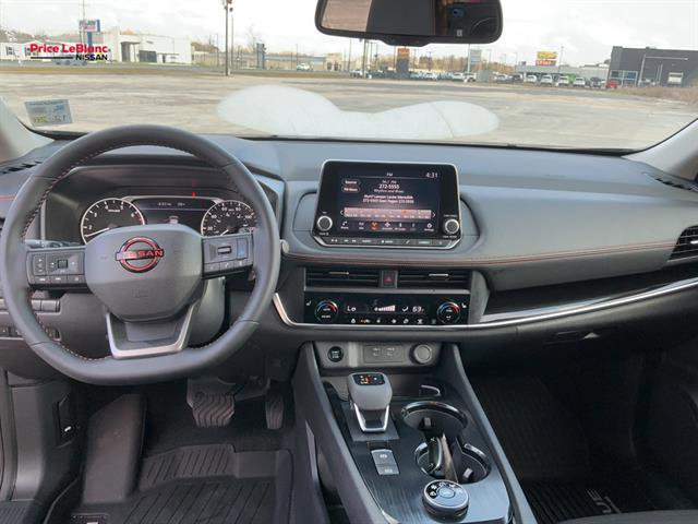 Used 2025 Nissan Rogue SV w/ Rock Creek Premium Package image 12