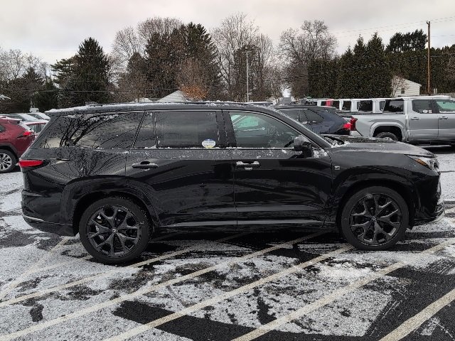 New 2026 Lexus TX 500h AWD image 2