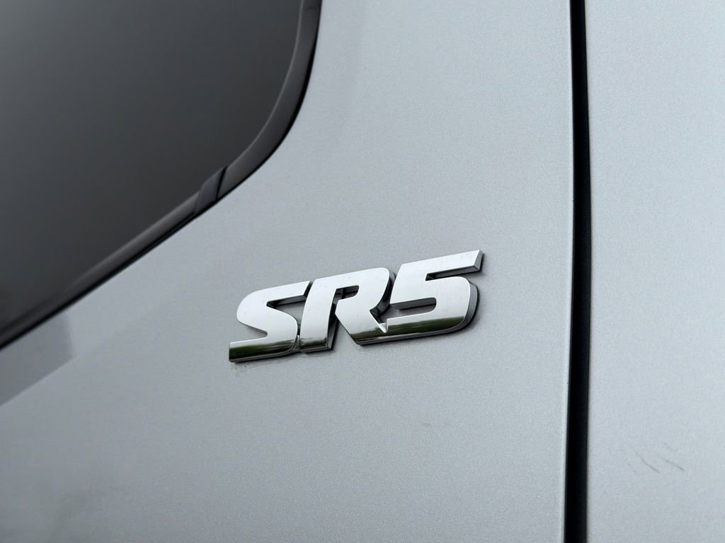 Used 2022 Toyota Tacoma SR5 image 15