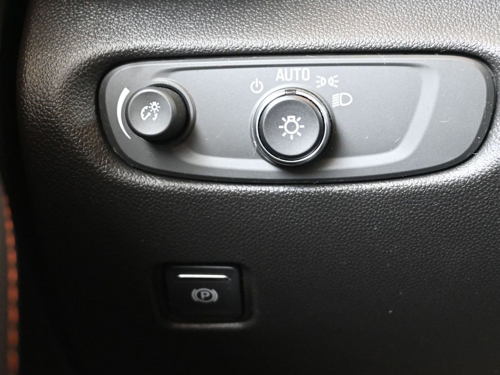 Used 2019 Chevrolet Blazer RS image 24