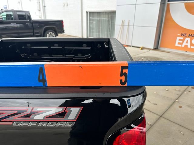 Used 2022 Chevrolet Colorado Z71 image 17