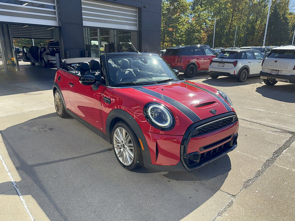 Used 2024 MINI Cooper S FWD image 2