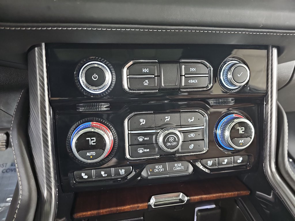 Certified 2023 GMC Yukon XL Denali Ultimate w/ LPO, Floor Liner Package AWD/4WD image 27