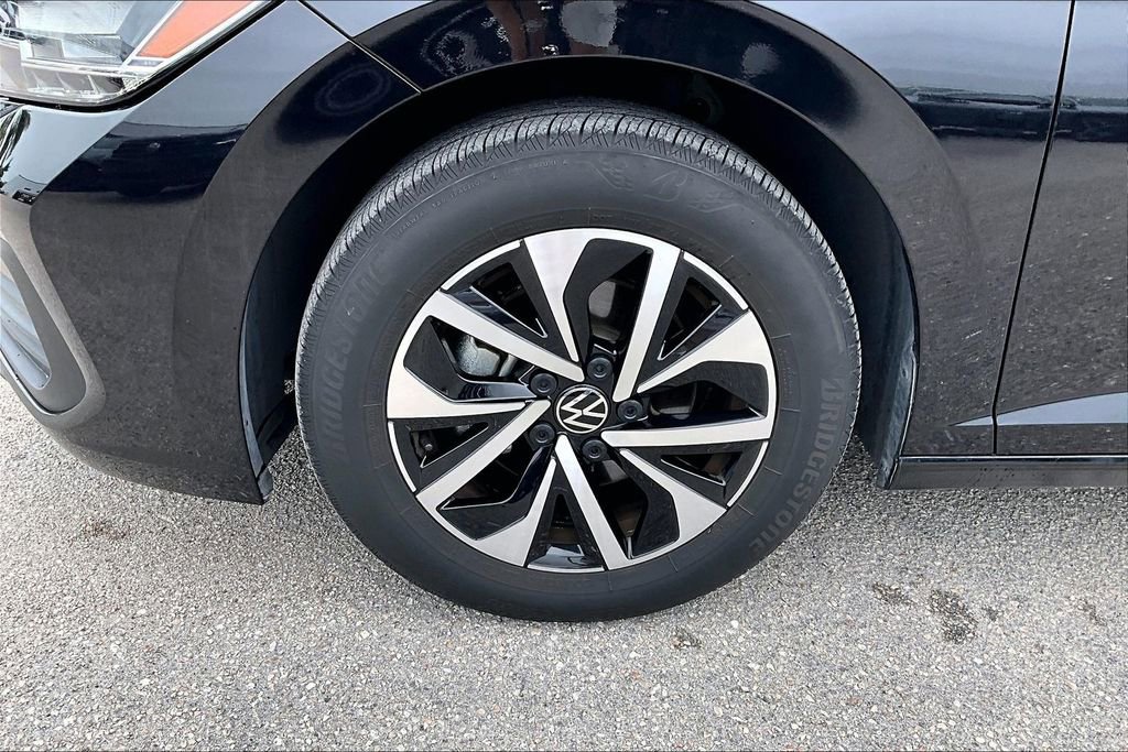 Certified 2024 Volkswagen Jetta S image 13