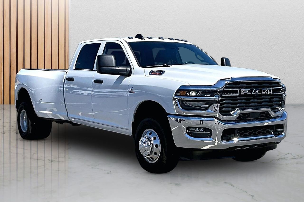 New 2026 RAM 3500 Tradesman w/ Chrome Appearance Group image 2