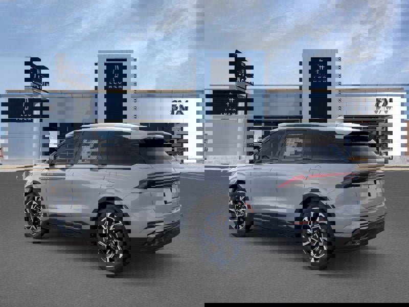 New 2026 Lincoln Nautilus Premier w/ Jet Appearance Package image 4