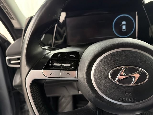 Used 2022 Hyundai Elantra SEL w/ Convenience Package FWD image 11