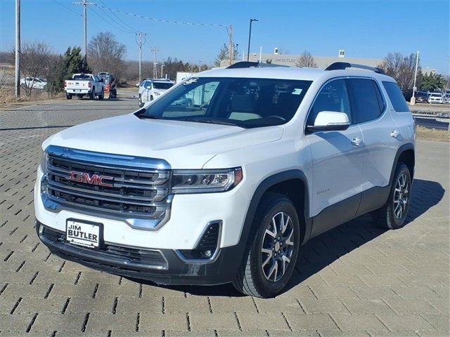 Used 2023 GMC Acadia SLT image 2