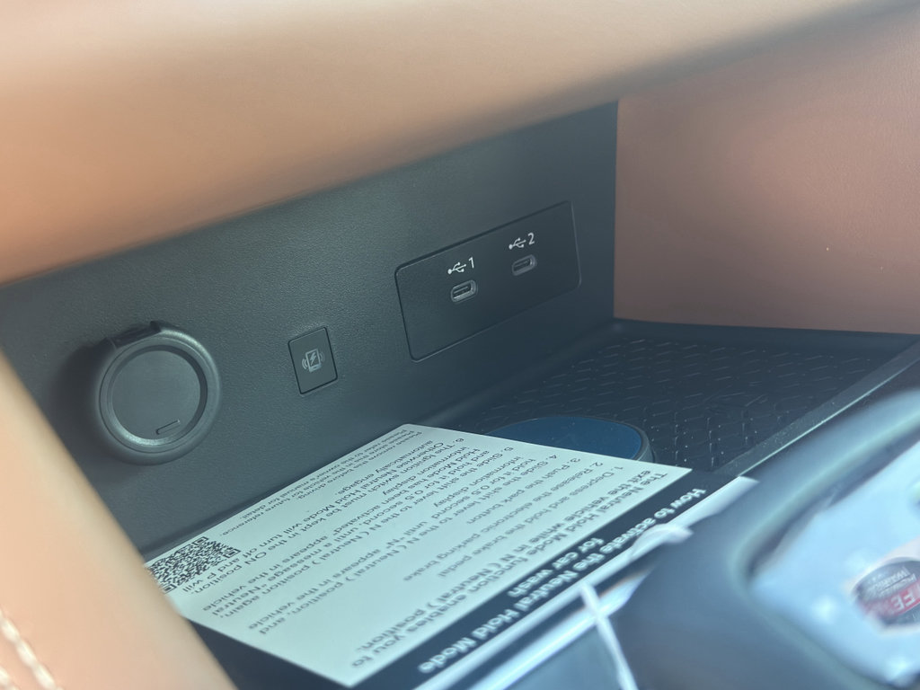 New 2026 Nissan Pathfinder Platinum image 28