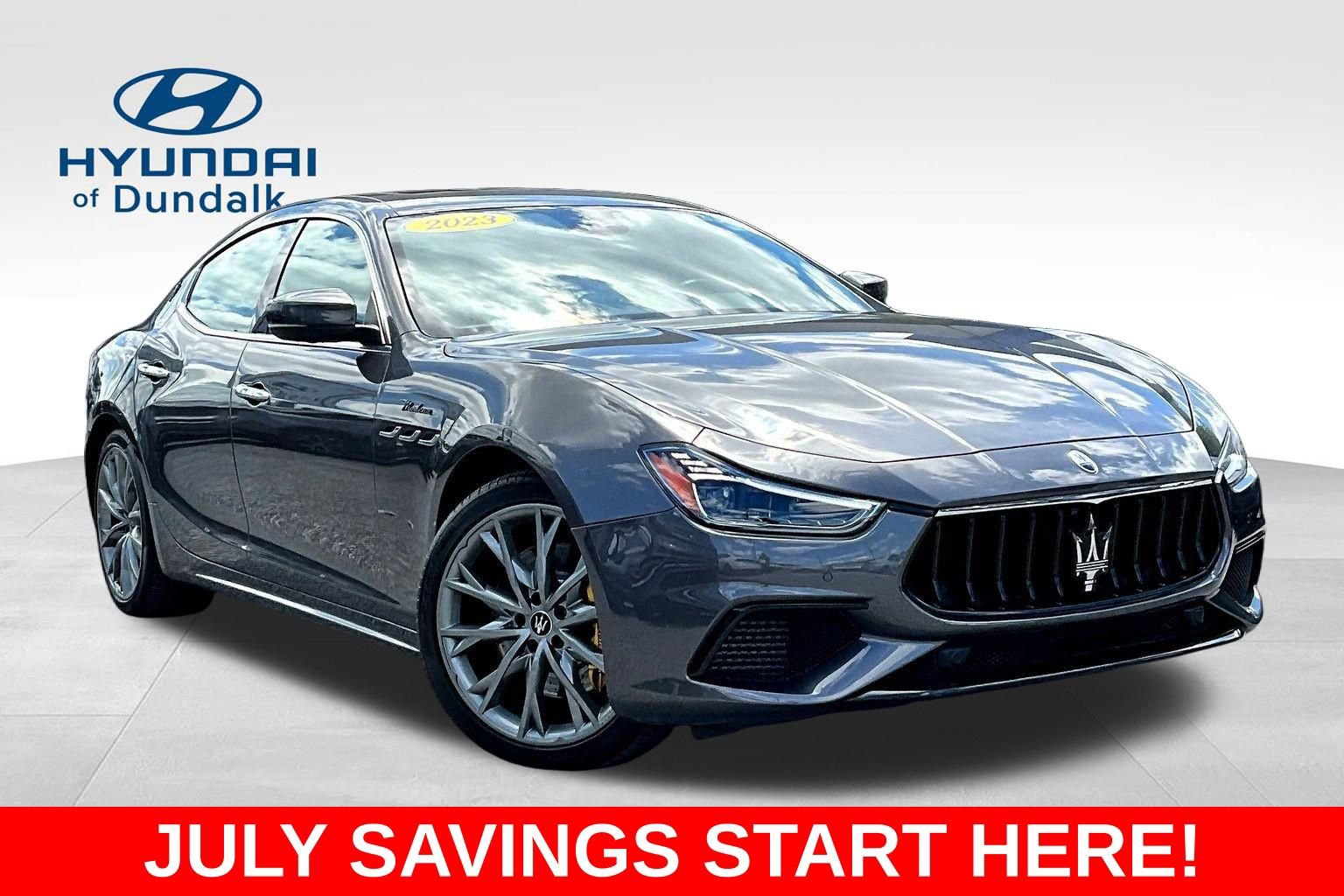 Used 2023 Maserati Ghibli Modena Q4 AWD/4WD image 3