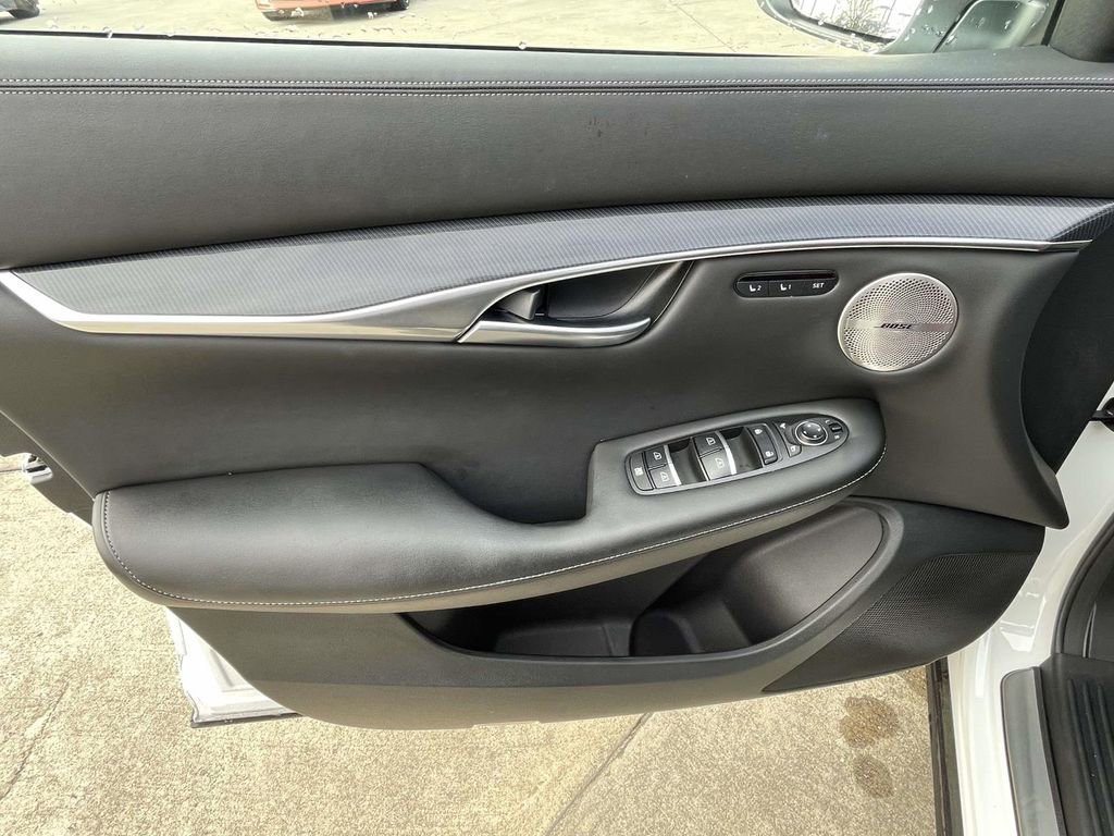 Used 2024 INFINITI QX50 Sport image 17