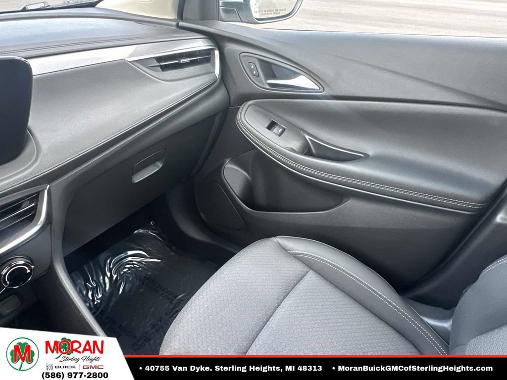 Certified 2024 Buick Encore GX Preferred w/ Comfort Package FWD image 28