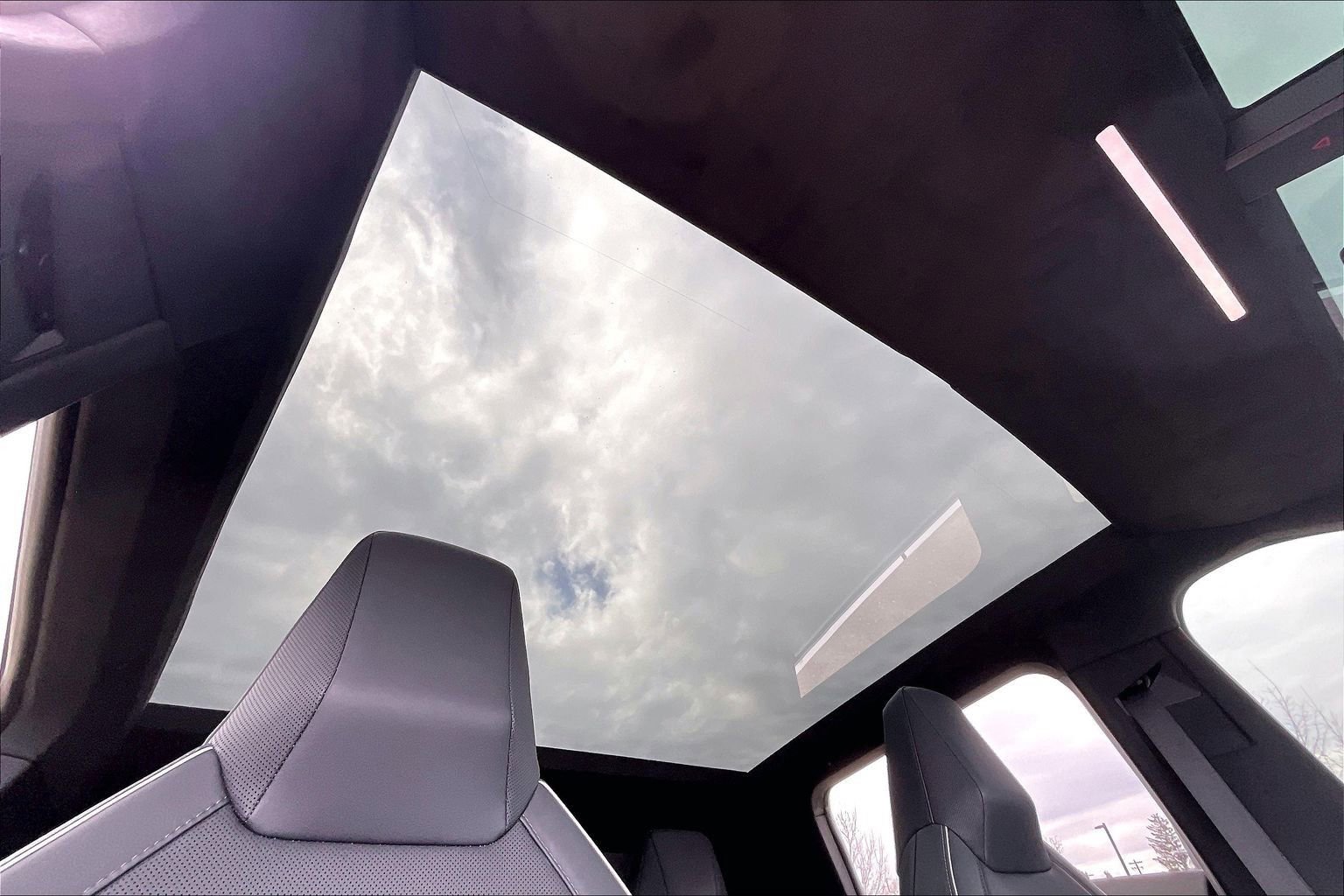 Used 2024 Tesla Cybertruck Cyberbeast image 23