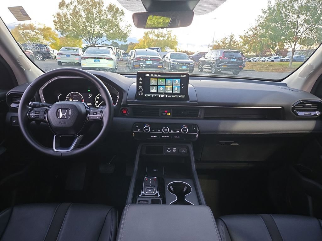 Used 2025 Honda Pilot EX-L image 14