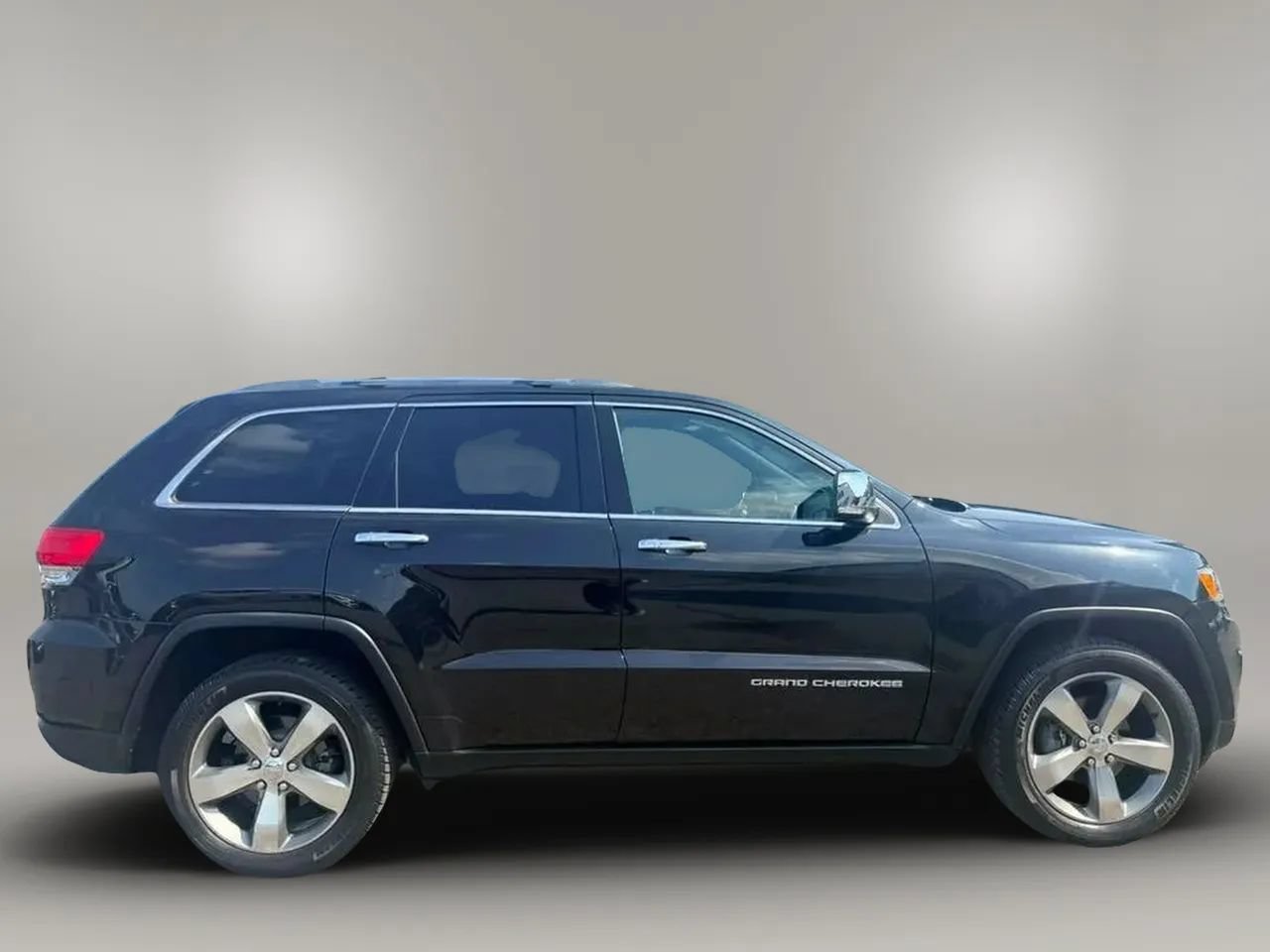Used 2014 Jeep Grand Cherokee Limited AWD/4WD image 4