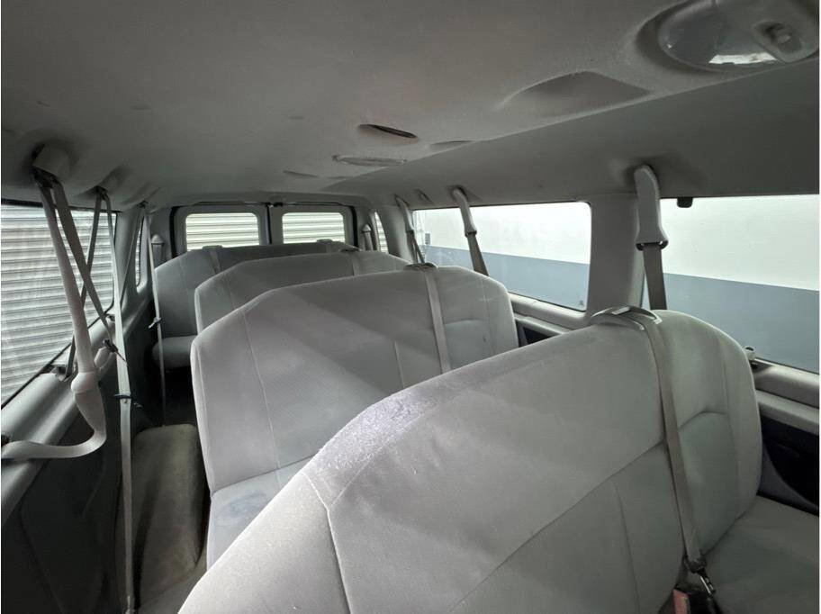 Used 2012 Ford E-350 and Econoline 350 XLT image 19