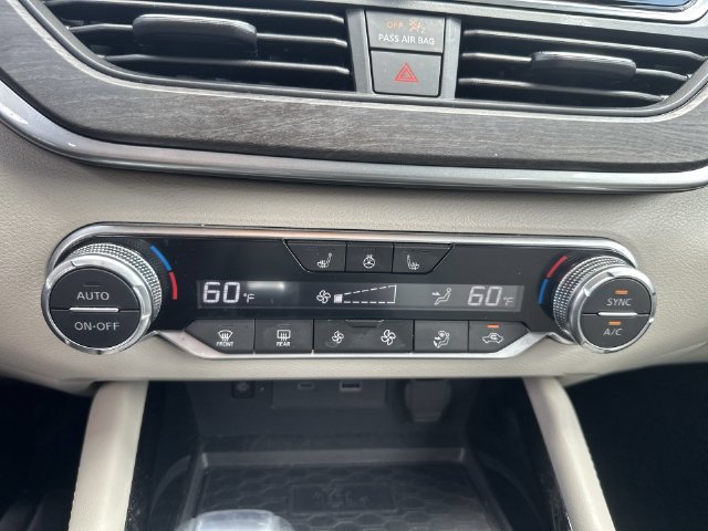 Used 2023 Nissan Altima 2.5 SL AWD/4WD image 19