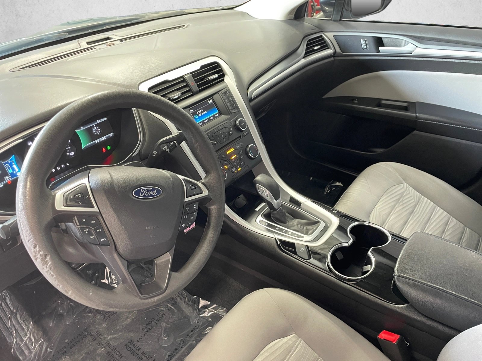 Used 2016 Ford Fusion S FWD image 10