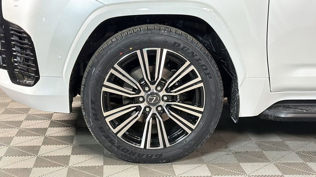 New 2026 Lexus LX 700h Luxury AWD/4WD image 5
