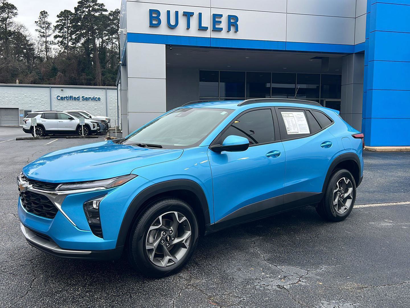 Certified 2025 Chevrolet Trax LT w/ Driver Confidence Package