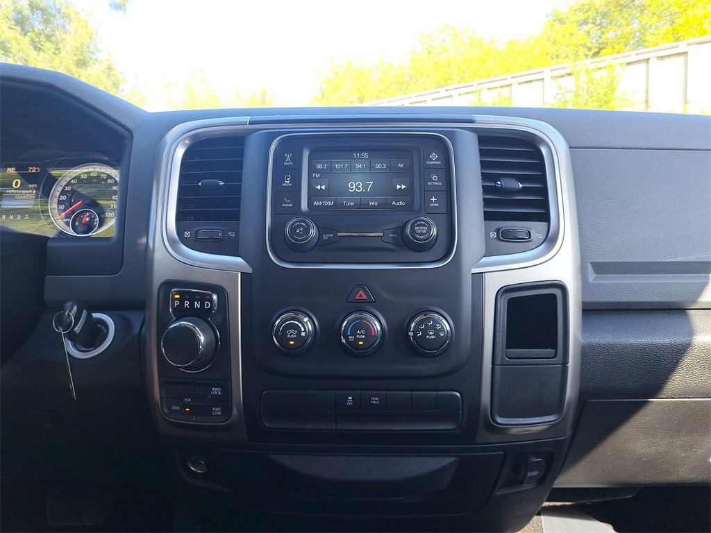Used 2014 RAM 1500 Classic SLT image 18