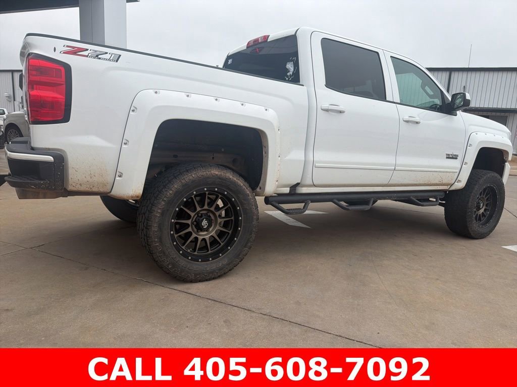 Used 2018 Chevrolet Silverado 1500 LT w/ Texas Edition AWD/4WD image 3