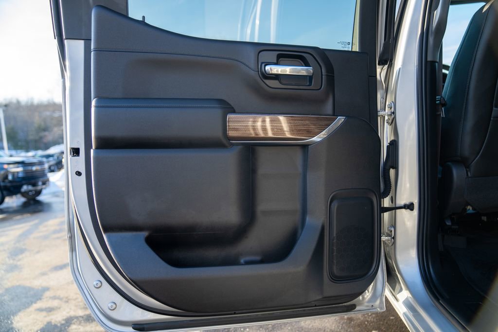 Used 2020 Chevrolet Silverado 1500 LT Trail Boss image 17