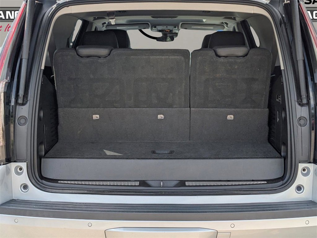 Used 2019 Cadillac Escalade Luxury image 12