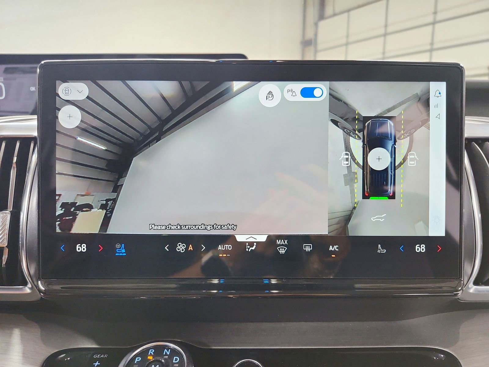 Used 2025 Ford Expedition Max Platinum image 27