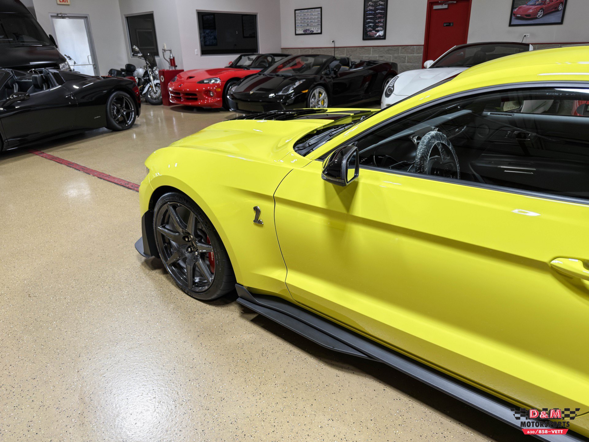 Used 2021 Ford Mustang Shelby GT500 w/ Carbon Fiber Track Pack RWD image 36
