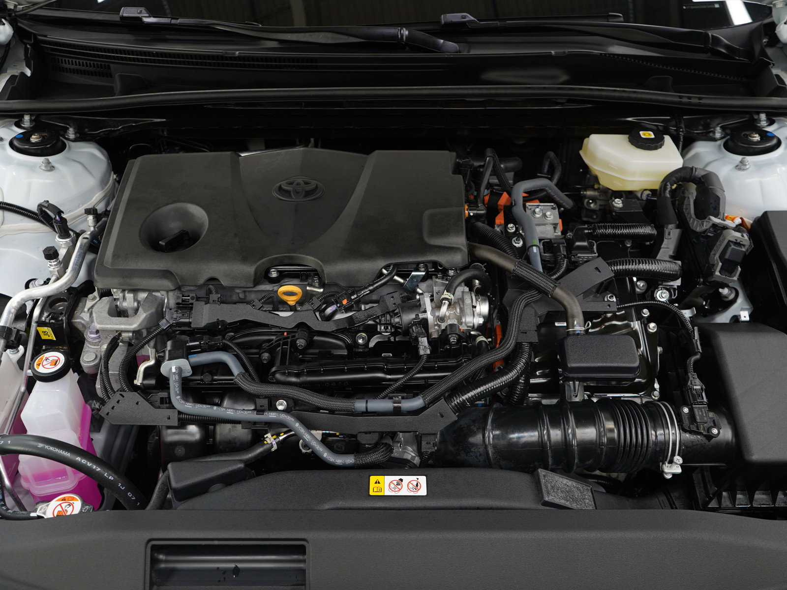 Used 2025 Toyota Camry SE image 29