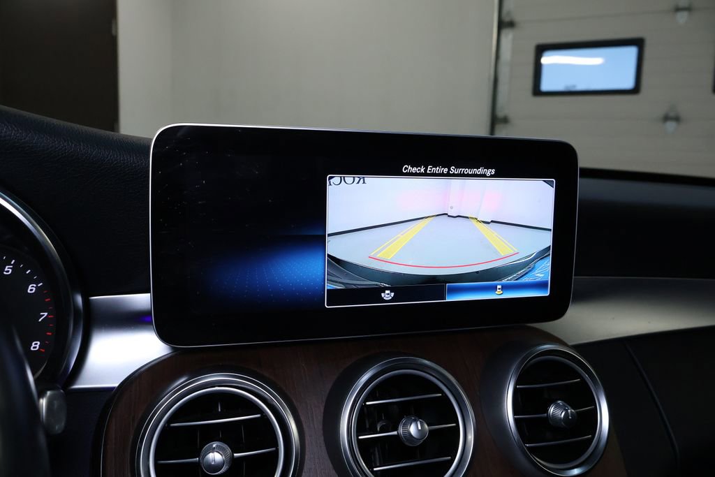 Used 2020 Mercedes-Benz C 300 4MATIC Sedan image 32