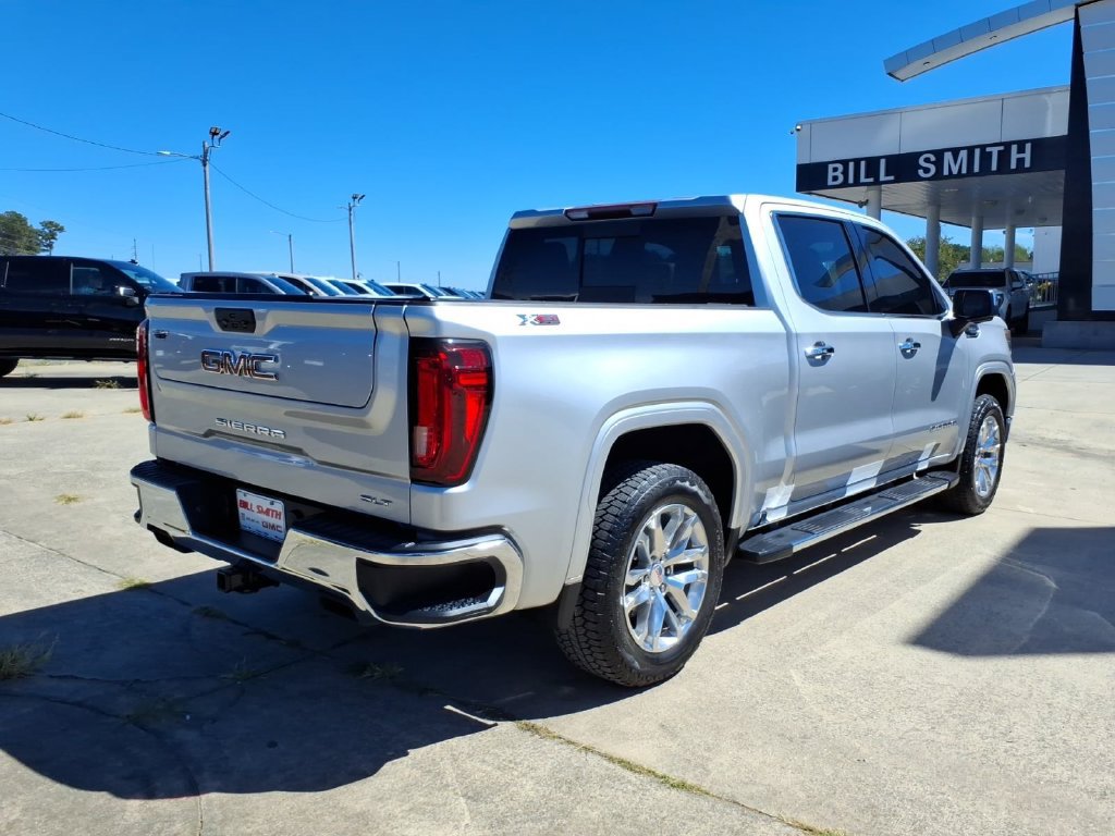Used 2022 GMC Sierra 1500 SLT w/ SLT Convenience Package AWD/4WD image 7