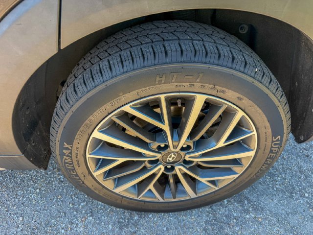 Used 2021 Hyundai Tucson Limited w/ Cargo Package FWD image 7